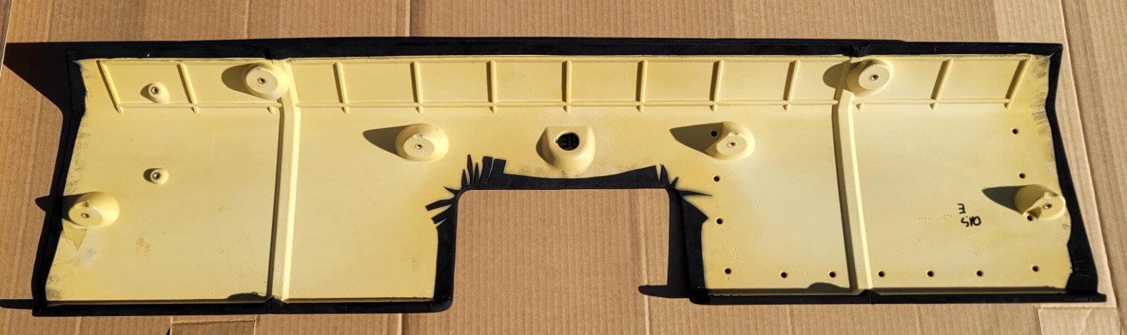 LAMBORGHINI AVENTADOR REAR PANEL TRIM 476868575E ALCANTARA