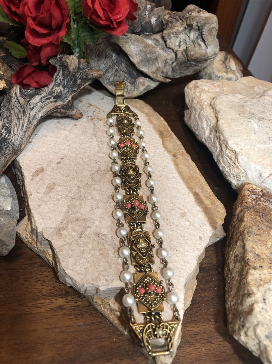 Goldette ブレスレット フェイクパール ゴールドカラー ヴィンテージ CHANEL(シャネル) フェイクパールブレスレット ゴールド（色