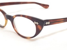 Vtg 60s Womens Cat Eye glasses frames tortoise color Eyeglasses 44/20 UNBRAND