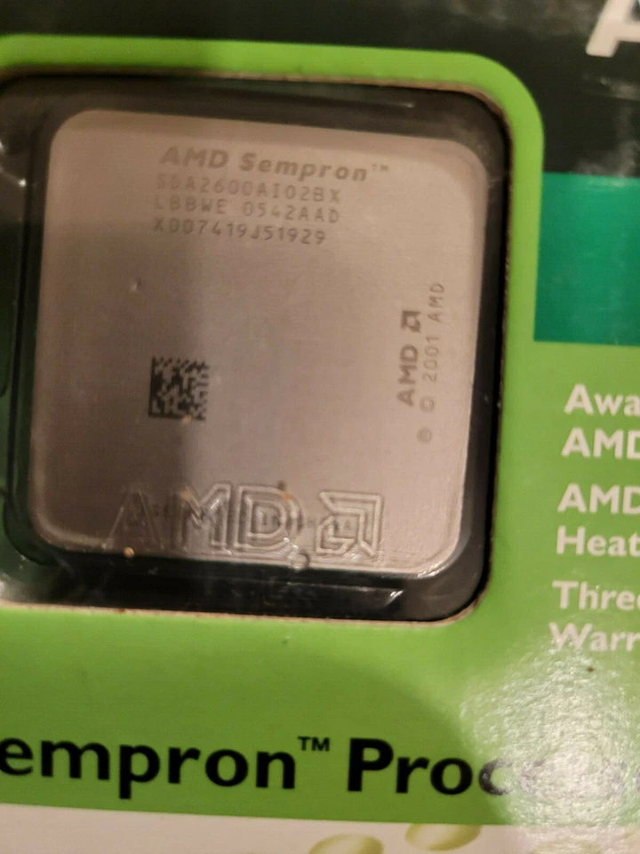 AMD Sempron 2600+ 1600 MHz 128KB Cache Socket 754 64Bit CPU SDA2600AI02BX - Image 2 of 2