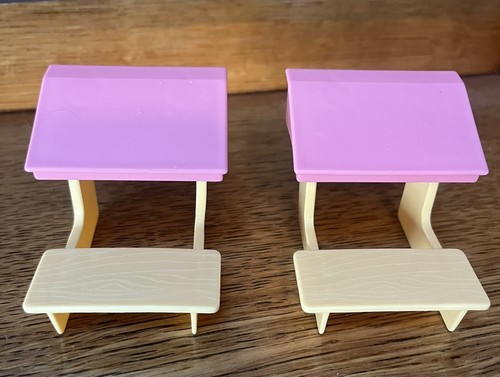 Vintage Barbie Puppenhaus Kelly rosa Schreibtisch Vintage 90er Spielzeug Schultisch 2 Teile