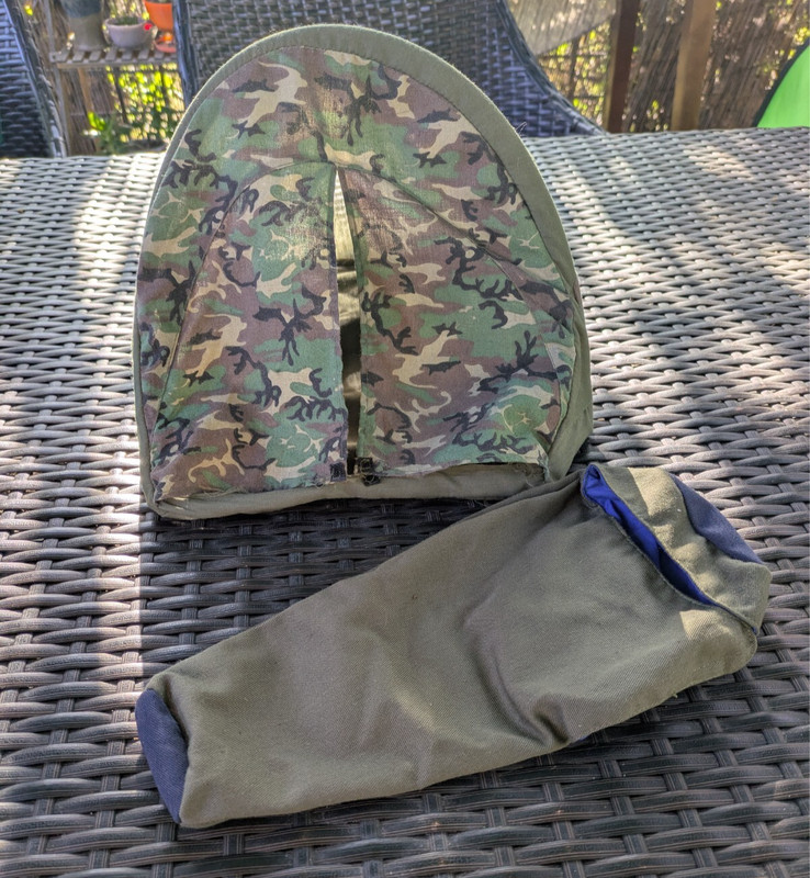 21ST CENTURY/G.I. JOE Tent and Sleeping Bag CAMPING GEAR - 1990's-early 2000's