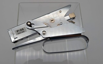 Arrow P35 Plier Stapler Heavy Duty 2-1/2'' Throat for P35 1/4'' & 3/8'' Staples