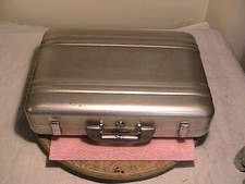 Vintage Halliburton attaché case 18x13x5 inc...