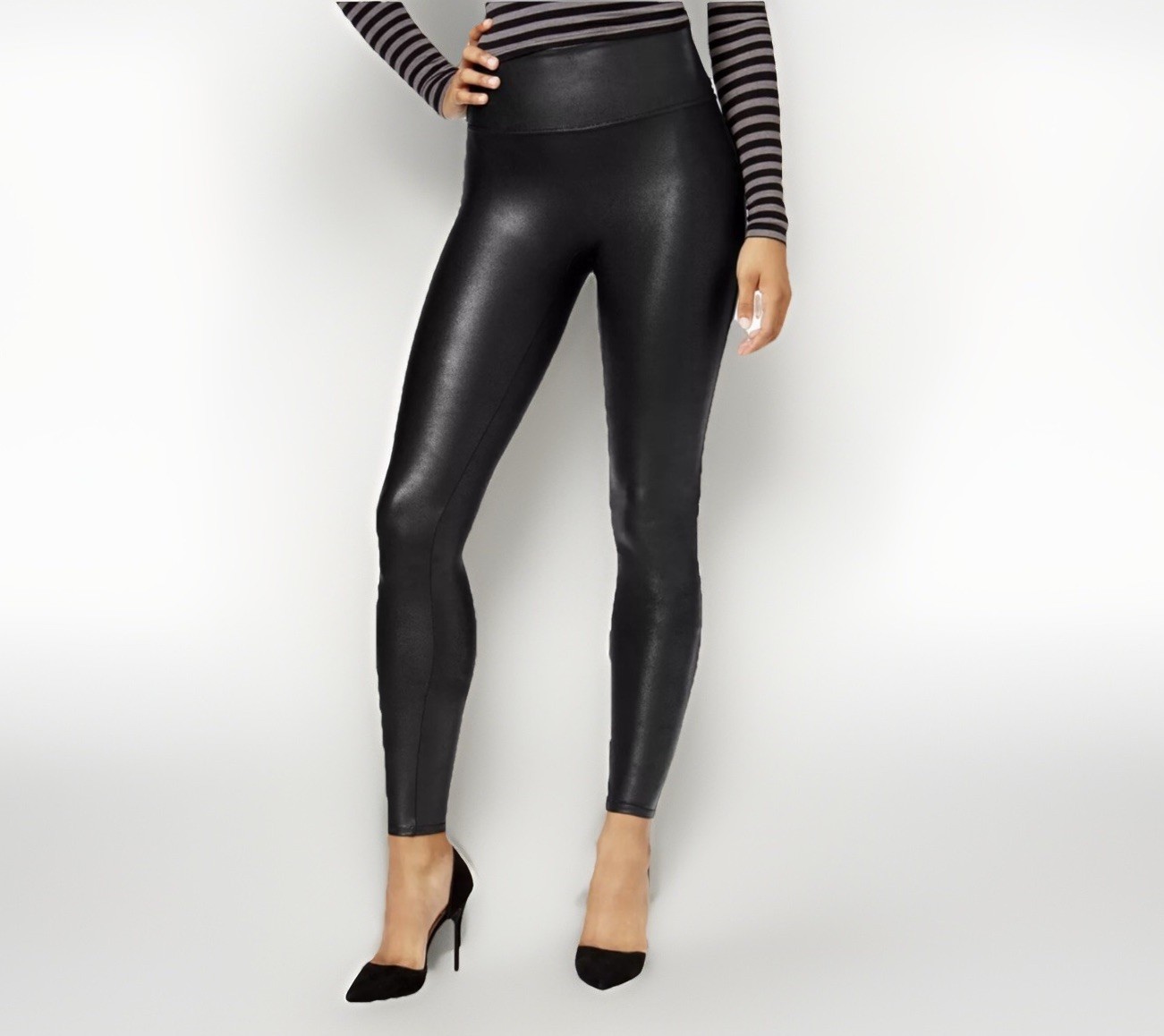 Spanx Faux Leather Leggings Spandex Pants Womens Sz S Booty Boost Enhancer