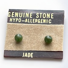 NWT Green Jade Hypoallergenic Stud Earring