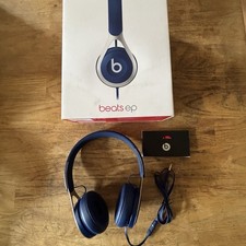 Beats EP On Ear Headphones Wired Excellent Condition Blue Boxed FREE POSTAGE