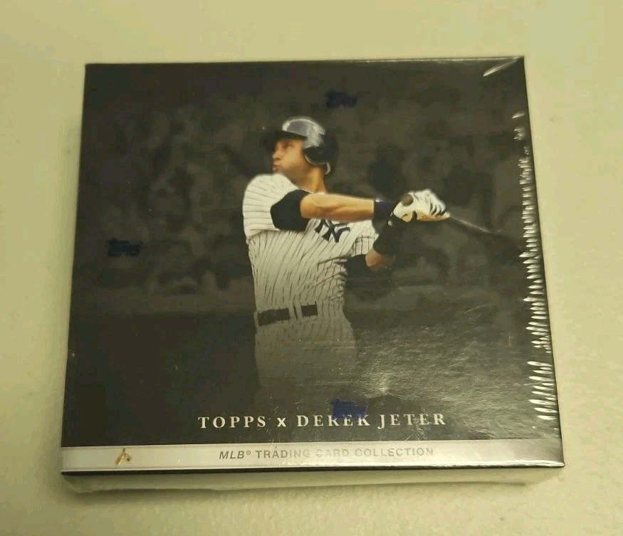 Topps x Derek Jeter 2021 MLB Baseball Box 10 Cards New York Yankees New Sealed