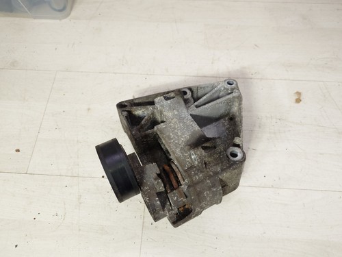 BMW E46 E60 E61 X5 E53 Z4 E85 E86 Lagerbock Halter Klimakompressor 7512556