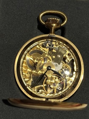 Colibri Quartz Swiss Made Vintage Pocket Watch Elk Engraved Gold