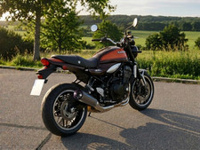Kawasaki Z900RS | Akrapovic | 8.050 km | Top Zustand