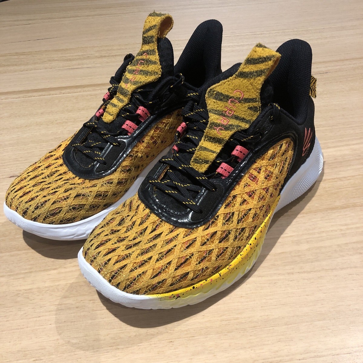 Curry Sesame Street Steph Curry Colorways Size 10 Under Armour - Main Image