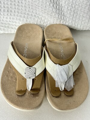 New Vionic Dillon Croc Toe Post Leather Sandals White Women's 9