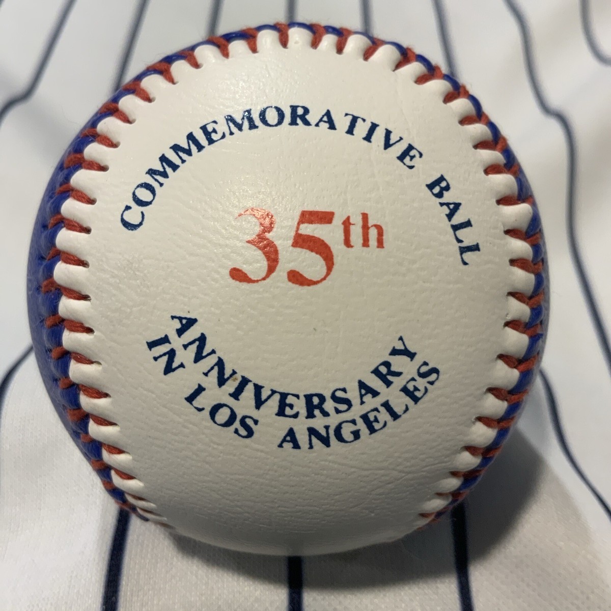 エルメスCarré 70 “Balles de Baseball Vintage 1996 Los Angeles Dodgers 35th Anniversary Baseball