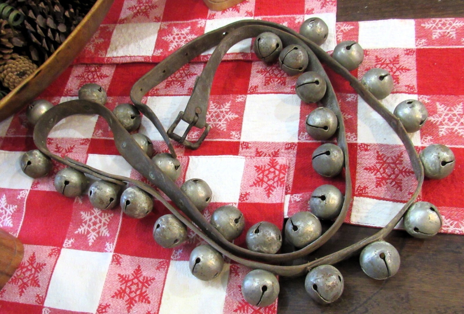 VINTAGE ANTIQUE 30 SLEIGH BELLS ON 87" LEATHER STRAP with BUCKLE eBay