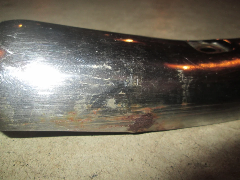 CUBIERTA SILENCIADOR DERECHA VINTAGE SUZUKI 1980-1981 GS250 T/X 14781-11410 Foto 3 de 4