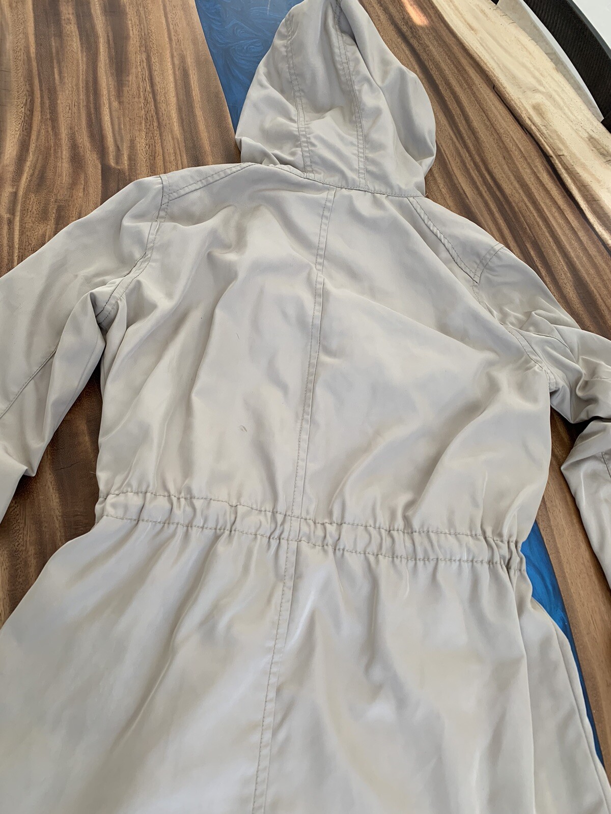 Michael Kors Women’s Extra Small Tan Color Gold Col… Gem