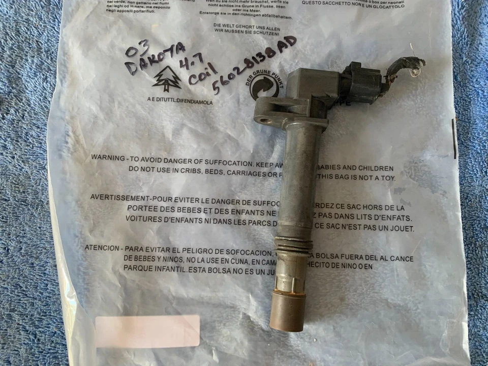 56028138AD 99 00 01 02 03 BOBINA DE ENCENDIDO DODGE DAKOTA DURANGO GRAND CHEROKEE Foto 4 de 4