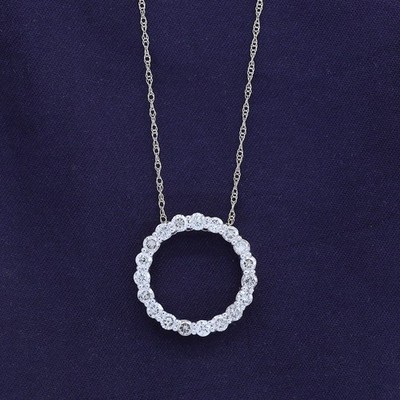 Carat White Round Diamond Circle Pendant Necklace 18