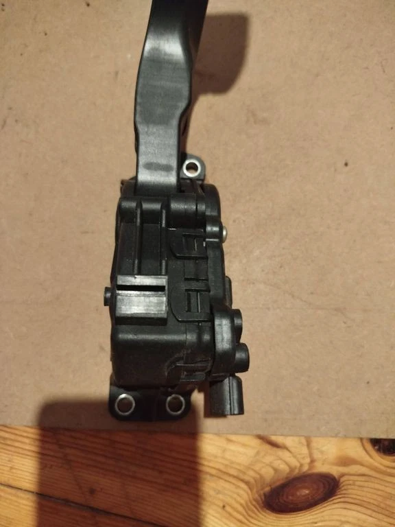 Renault Twingo II 2009 Benzin Gaspedal 6PV00908504 KKE9822 - Bild 3 von 4