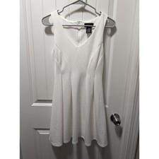 Juniors White textured Dress By TeezeMe Size 3/4