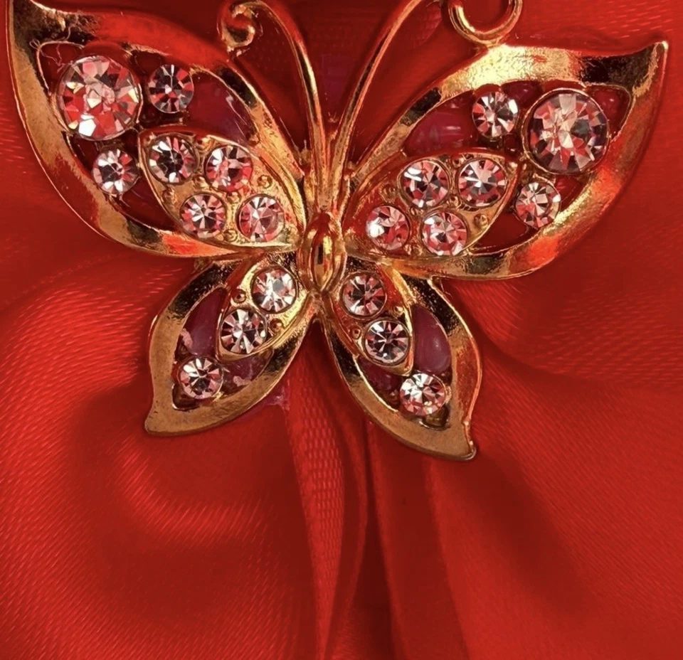 Ramo de Quinceañera Rosa Roja Oro Estrás Baile de graduación Dulce 16 Ramo de Lanzamiento de Novia Foto 4 de 4