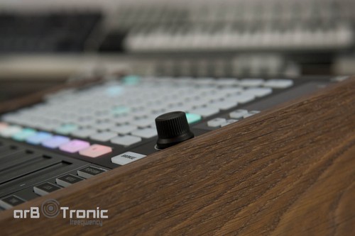 Native Instruments Maschine Jam Real Wood Stand Side Panel Stand Do - Picture 2 of 12