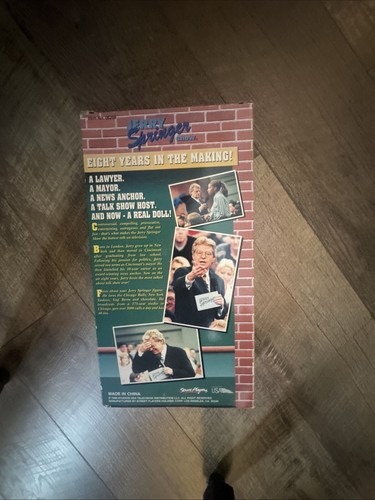 Bambola Jerry Springer Show 1998 Edizione da Collezione 12" Studios USA - Nonna Morta - Foto 5 di 9