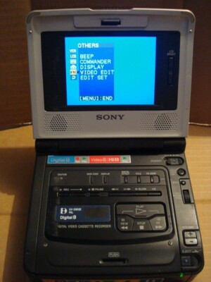 ビデオカメラ SONY VIDEOWALKMAN GV-D800 Sony GV-D800 Video Walkman | Sunthar's Super Sector