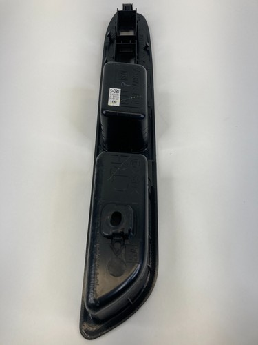 2003-2008 Subaru Forester Front Right Side Door Window Switch Bezel Trim Cover - Picture 7 of 15