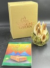Harmony Kingdom Garden Lord Byron Peace Lily Trinket