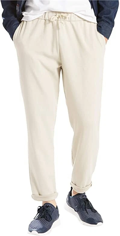 Levis top athleisure chino