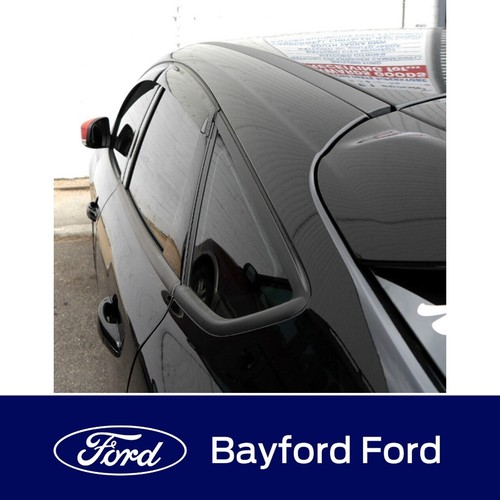 SLIMLINE WindShield WEATHERSHIELD KIT TINTED - FORD FOCUS LW ST HATCH - GENUINE - Picture 2 of 3
