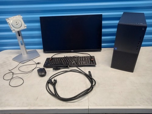 Dell XPS 8960 Desktop Intel Core i9-13900k, 8GB DDR5 RAM, 1TB SSD & MONITOR