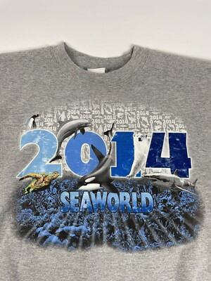 Sea World 2014 Gray Crewneck Sweatshirt Adult Size XL Orca Turtle