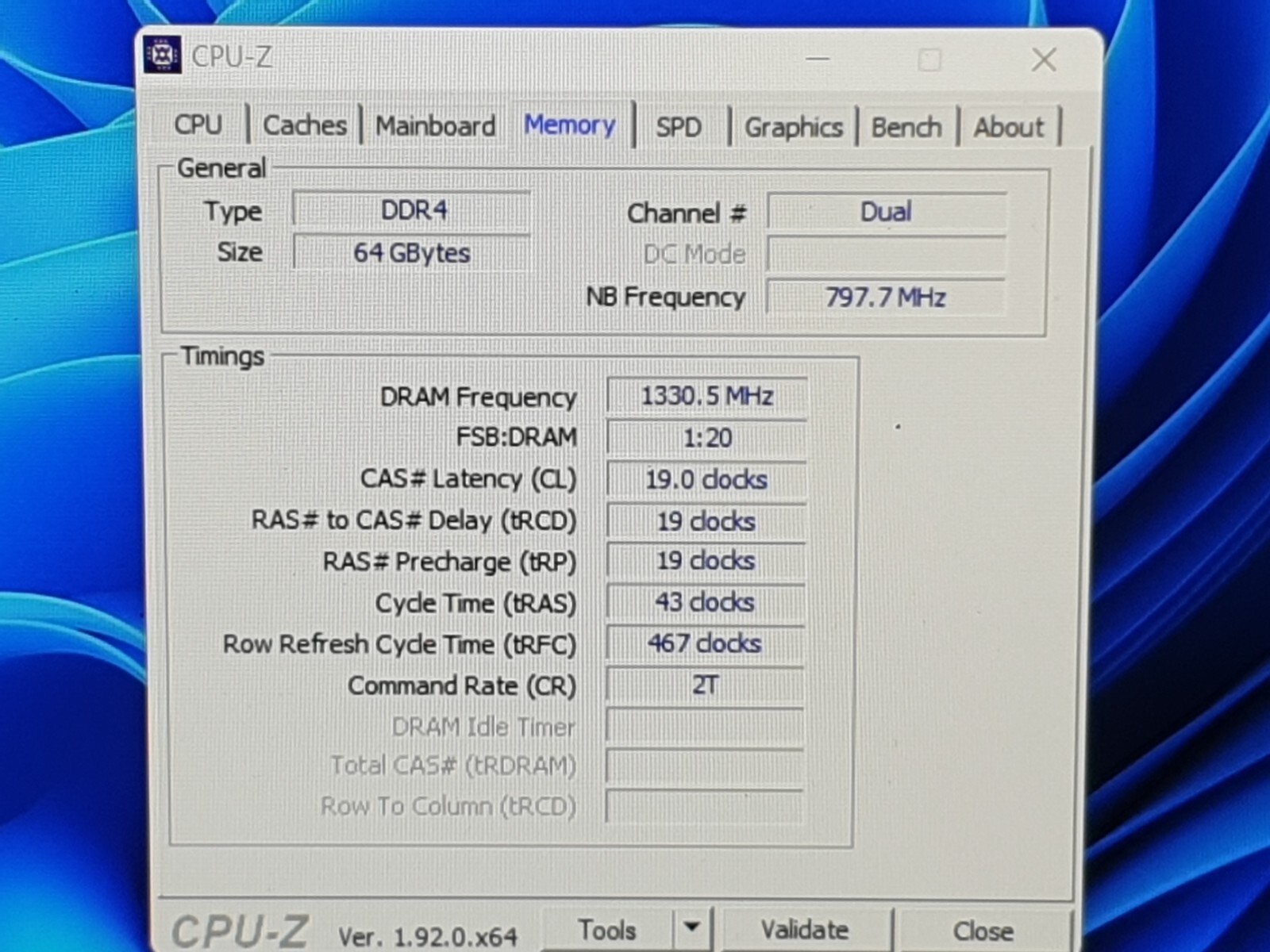 Gigabyte Aorus 5 SB 15.6" FHD i7-10750H 64GB/2TB SSD, 2TB HDD GTX 1660Ti Laptop - Picture 23 of 24