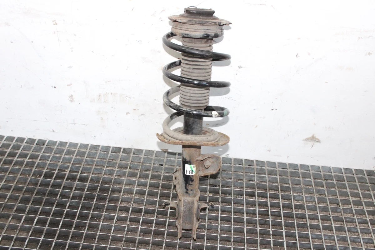 NISSAN JUKE F15 NISMO Front Left Shock Absorber 543033YV1A 1.6