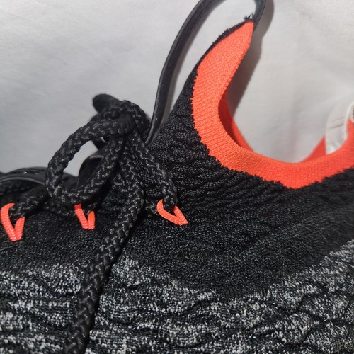 Nike LeBron XV 15 Graffiti Black Sail Bright Crimson Basketball Shoes Men's 9.5 - Picture 13 of 15