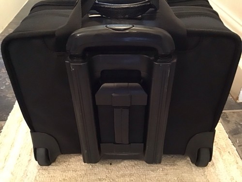 BRIGGS & RILEY 15" Executive Rolling Expandable Laptop Briefcase, KR306X-4 - Picture 8 of 10