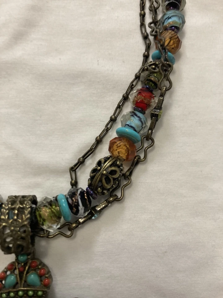 Colar cruzado de contas turquesa Sweet Romance tom dourado antigo - Imagem 3 de 4