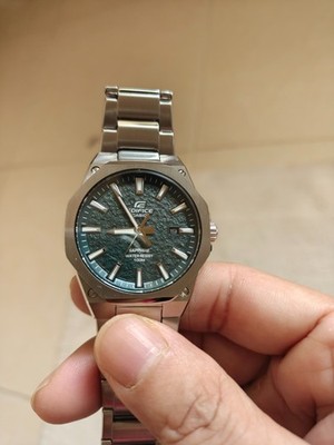 Casio Edifice EFRS108DE-3AV Meteorite green barely used 45 days old