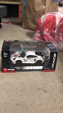 Porsche 911 RSR 1:24 Scale Diecast Metal Model Car – Collectible Display Gift