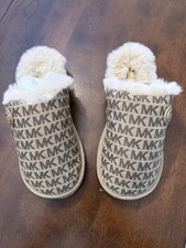 Michael Kors Women s Janis Slipper Size 6 Beige Multi New with Box Never Worn