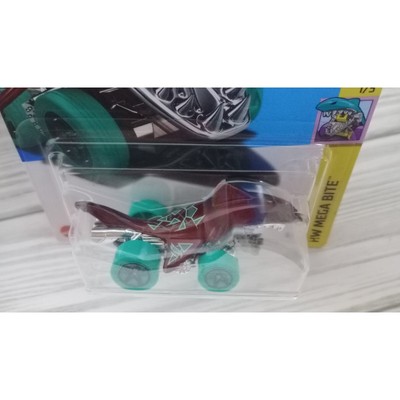 Mattel Hot Wheels Shark Bite Megabyte 1/5 [Oro] 18/250
