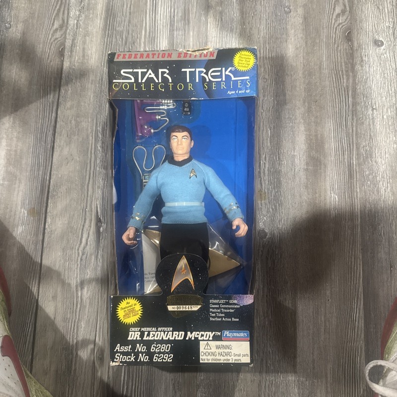 1995 Playmates Star Trek Federation Edition Dr. Leonard McCoy