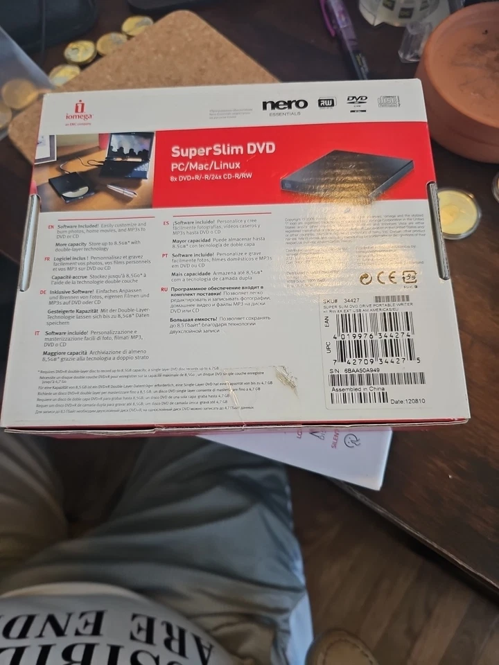 Iomega Super Slim DVD Writer 8x Dual-Format USB 2.0 External Drive Brand New - Image 3 of 4