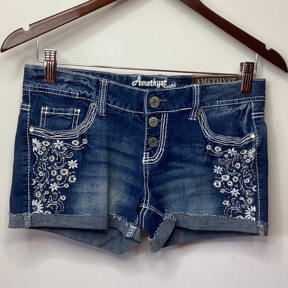 Lindos pantalones cortos de mezclilla de tiro bajo de amatista bordados con acento floral talla 1 Foto 2 de 4