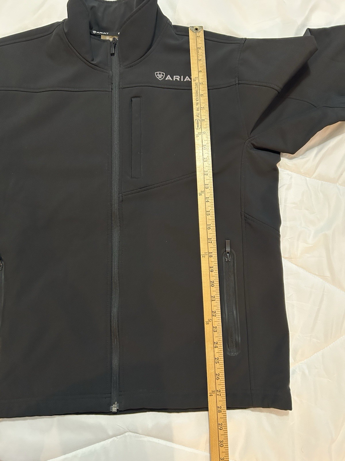 Ariat Men’s Vernon Softshell Jacket Large Black - image 8