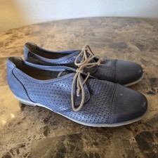 Taos Jiminy Womens 37 US 6-6.5 Blue Leather Lace Up Oxford Comfort Shoes career