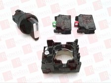 SIEMENS 3SU1100-2BF60-1MA0 / 3SU11002BF601MA0 (USED)